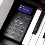 Yamaha Clavinova CLP-735 B Digital Piano